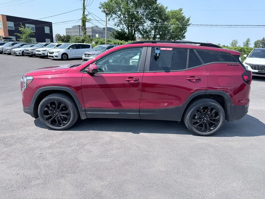 2022 GMC Terrain — photo 3
