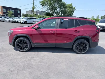2022 GMC Terrain - image 3