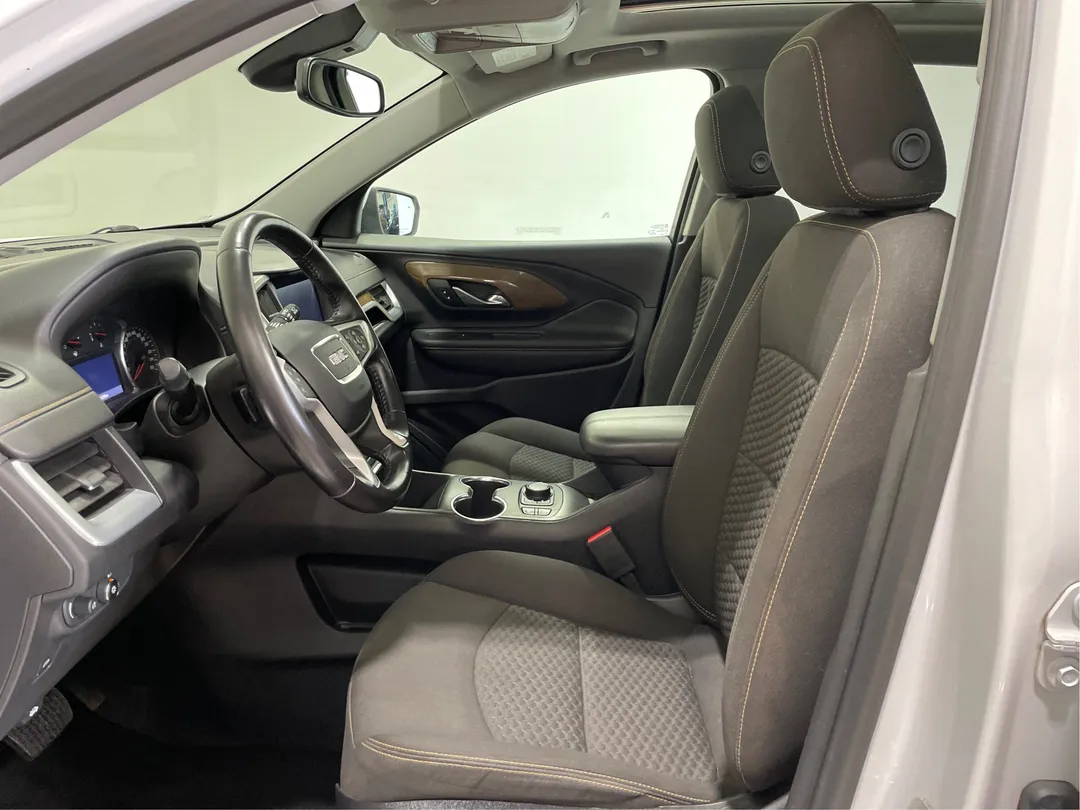 2020 GMC Terrain — photo 3
