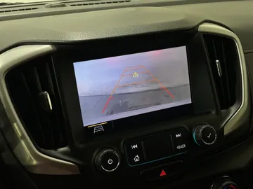 2020 GMC Terrain - image 21