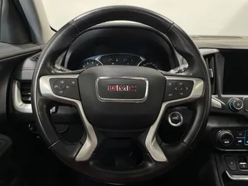 2020 GMC Terrain - image 26