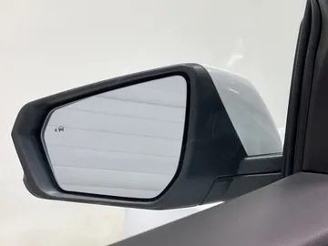 2020 GMC Terrain - image 20