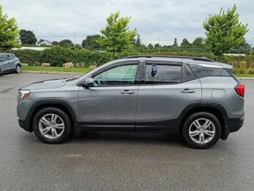 2018 GMC Terrain - image 4