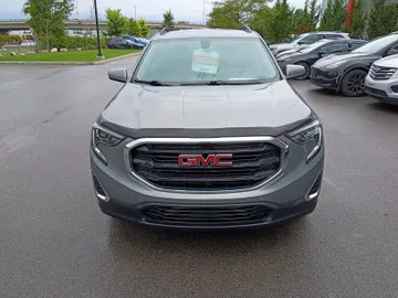 2018 GMC Terrain - image 2