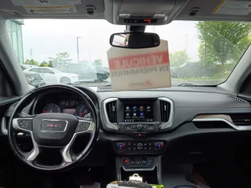 2018 GMC Terrain - image 8