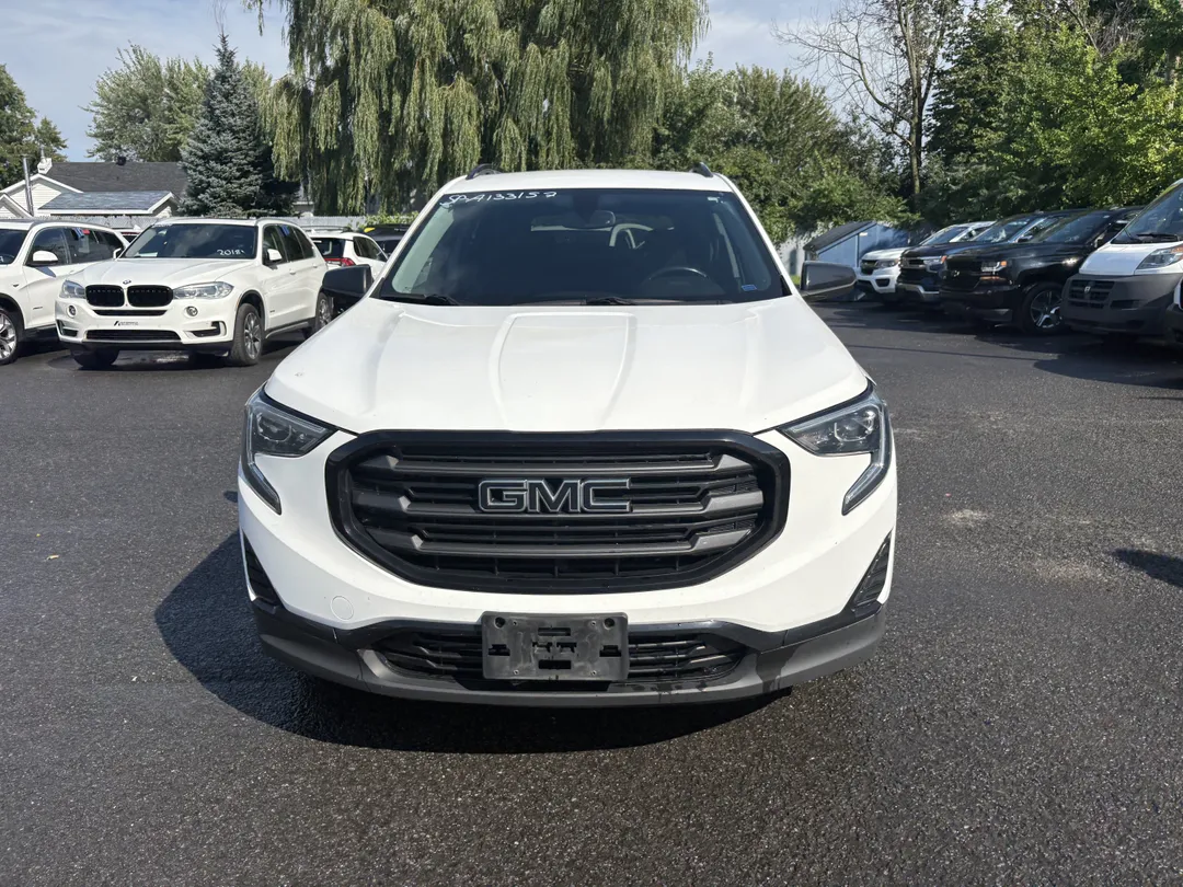 2019 GMC Terrain — photo 2