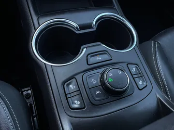 2024 GMC Terrain - image 26