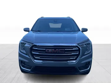 2024 GMC Terrain - image 2