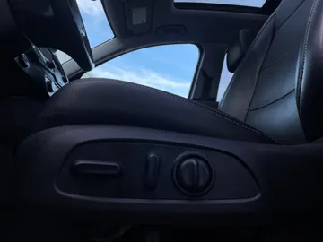2024 GMC Terrain - image 25