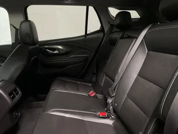 2022 GMC Terrain - image 16