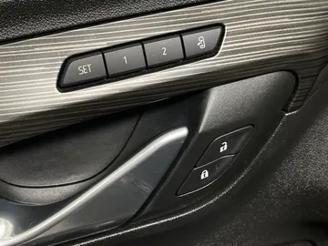 2022 GMC Terrain - image 17
