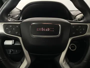 2022 GMC Terrain - image 19