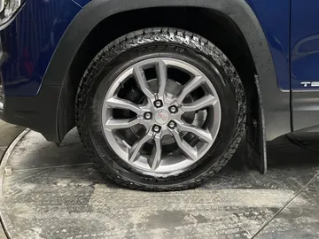 2022 GMC Terrain - image 7