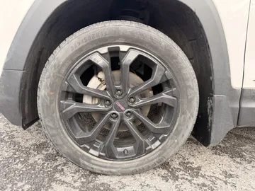 2022 GMC Terrain - image 7