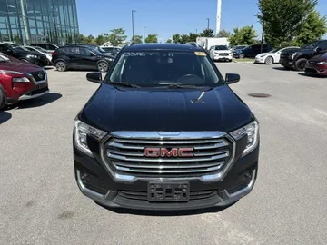 2022 GMC Terrain - image 2