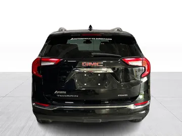 2023 GMC Terrain - image 13