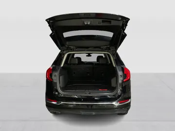 2023 GMC Terrain - image 14