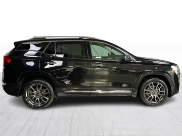 2023 GMC Terrain - image 2