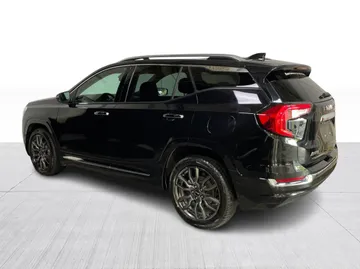 2023 GMC Terrain - image 12