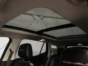 2023 GMC Terrain - image 6
