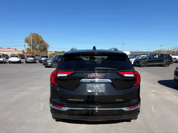2024 GMC Terrain - image 6