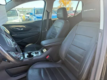 2024 GMC Terrain - image 8