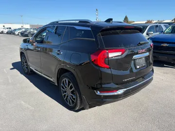 2024 GMC Terrain - image 7