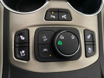 2024 GMC Terrain - image 30