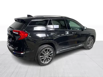 2024 GMC Terrain - image 8
