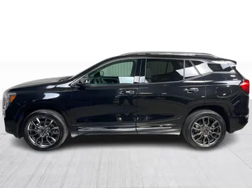 2024 GMC Terrain - image 4