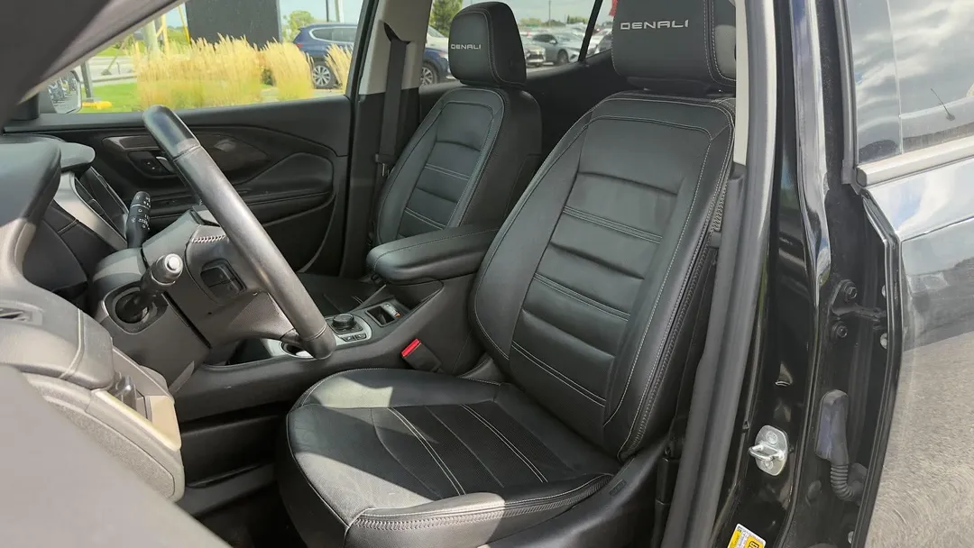 2022 GMC Terrain Denali AWD, photo 7