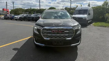 2022 GMC Terrain - image 2