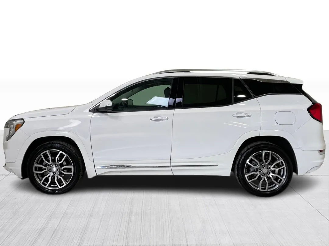 2022 GMC Terrain Denali AWD, photo 10