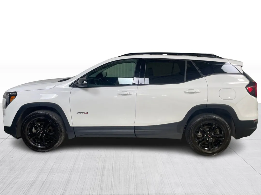 2024 GMC Terrain AT4 AWD, photo 10