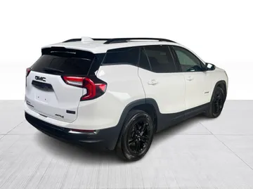 2024 GMC Terrain - image 15