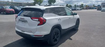 2024 GMC Terrain - image 7