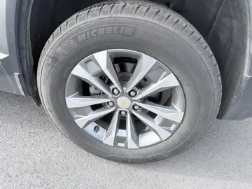 2026 Chevrolet Equinox - image 7