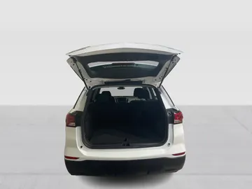 2024 Chevrolet Equinox - image 12