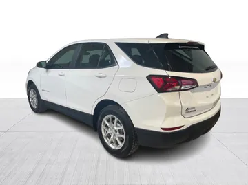 2024 Chevrolet Equinox - image 6