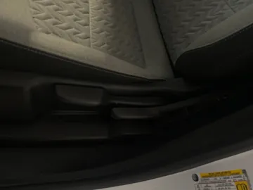 2024 Chevrolet Equinox - image 21