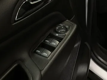 2024 Chevrolet Equinox - image 27