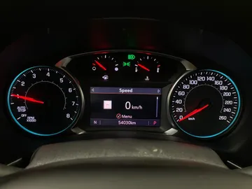 2022 Chevrolet Equinox - image 18