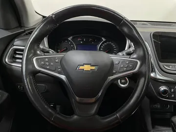2022 Chevrolet Equinox - image 26