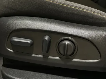 2022 Chevrolet Equinox - image 19
