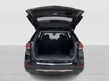 2022 Chevrolet Equinox - image 14