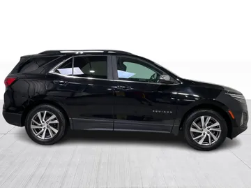 2022 Chevrolet Equinox - image 2