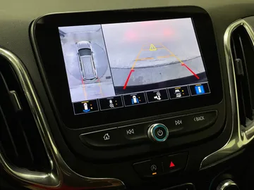 2022 Chevrolet Equinox - image 21