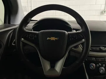 2018 Chevrolet Trax - image 19