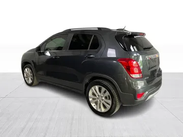 2018 Chevrolet Trax - image 12