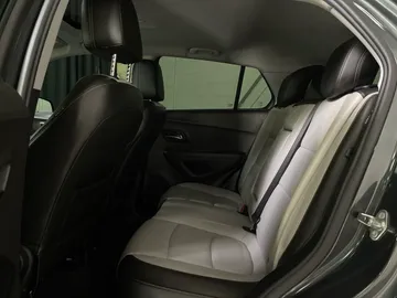2018 Chevrolet Trax - image 16